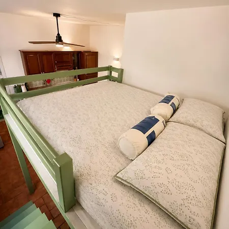 Santa Croce Loft Apartment *